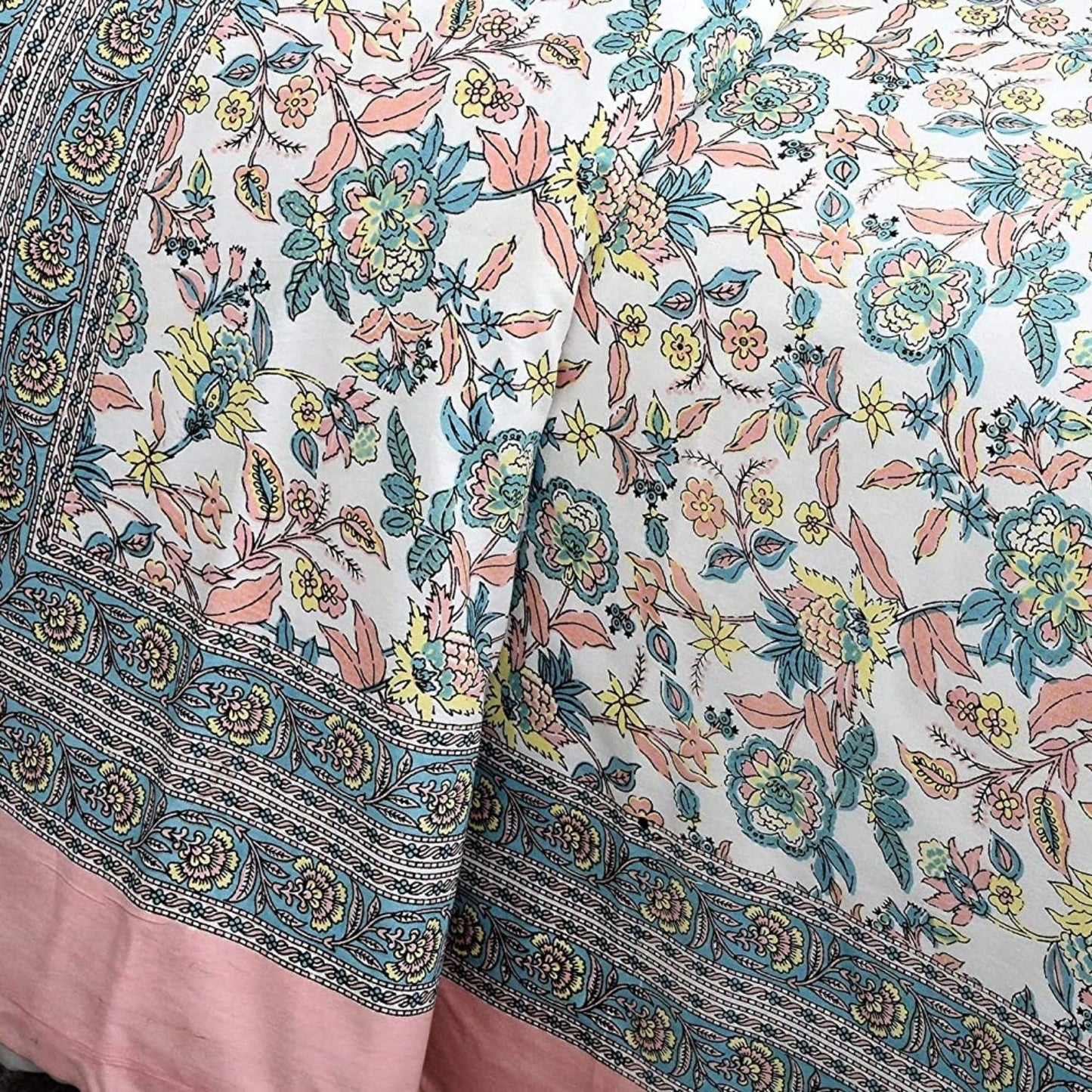 Jaipur Blossom Tale – Ethnic Jaipuri Printed Bedsheet Set with Pillow Covers