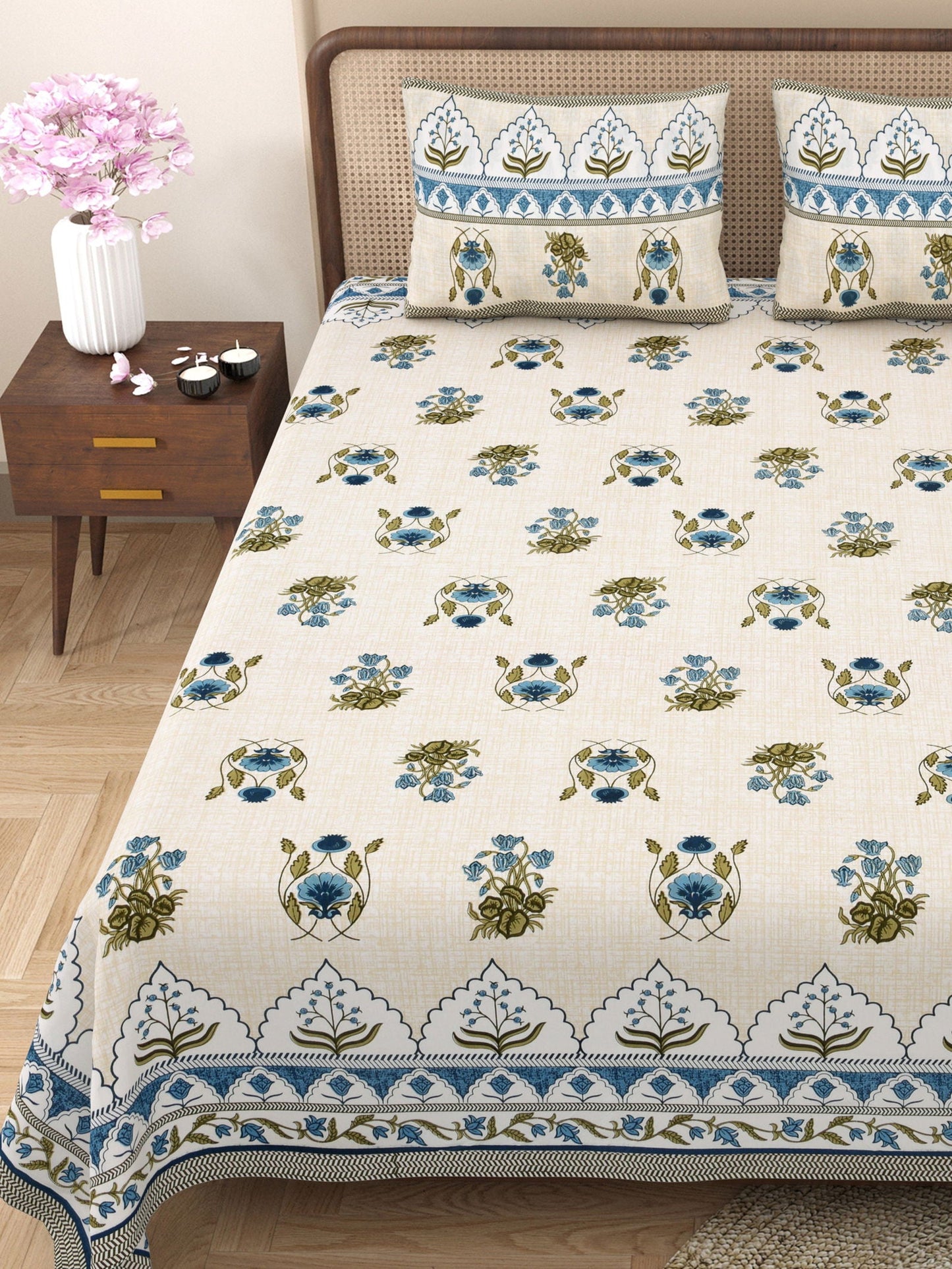 Gulmohar Grace Double Bedsheet