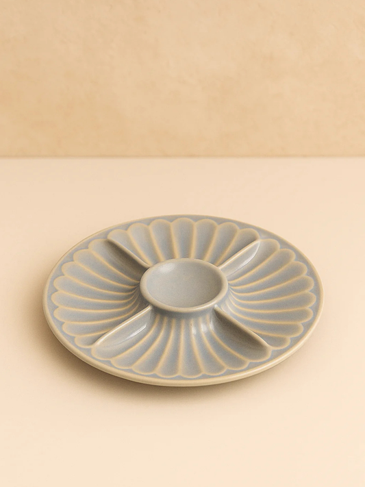 Petal Divide Ceramic Snack Platter – 10 Inch